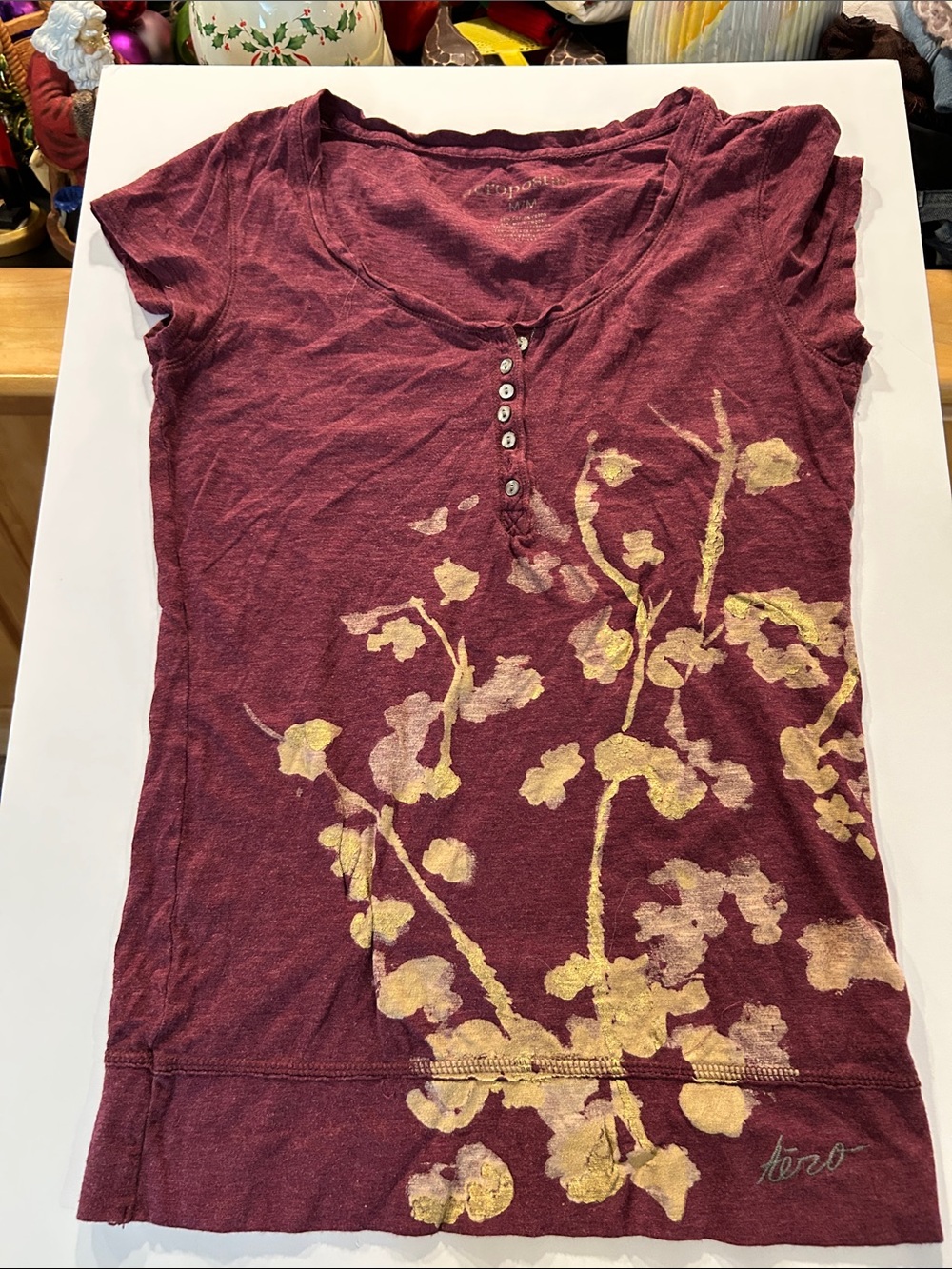 Aeropostale Burgundy Short-Sleeve Henley with Gold Floral Accent